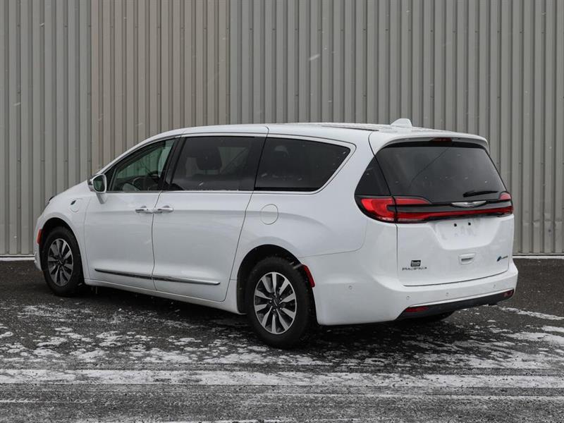 chrysler Pacifica Hybrid 2022 - 6