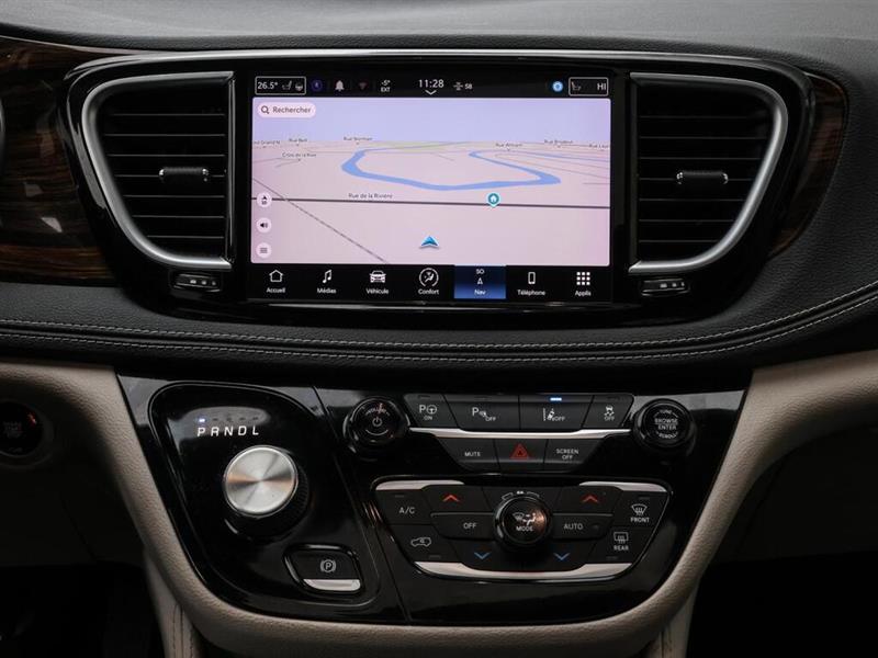 chrysler Pacifica Hybrid 2022 - 15