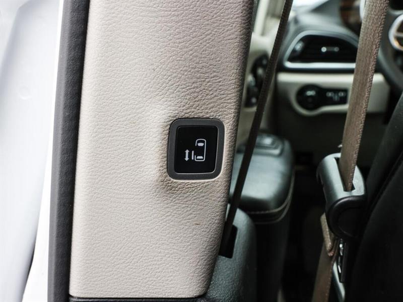 chrysler Pacifica Hybrid 2022 - 22