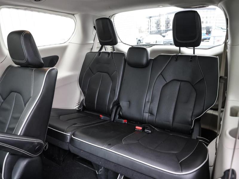 chrysler Pacifica Hybrid 2022 - 27