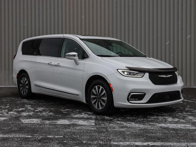 chrysler Pacifica Hybrid 2022 - 40