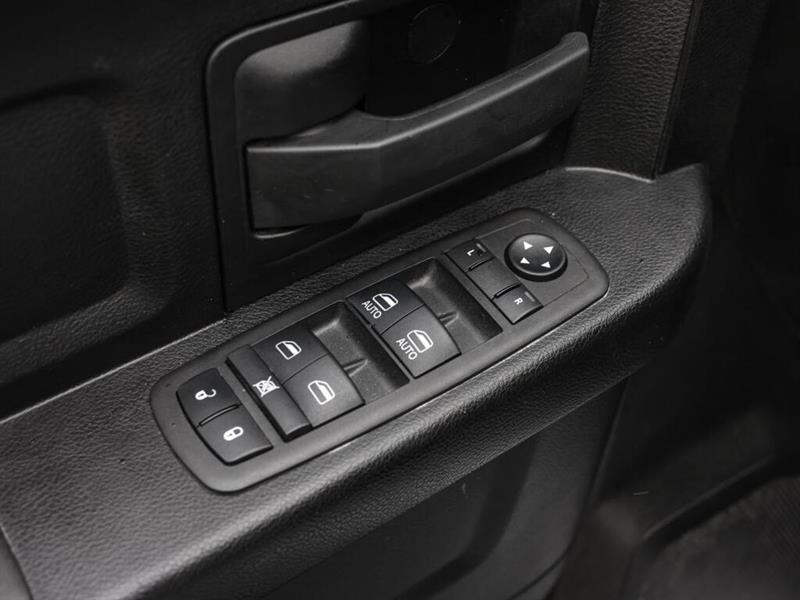 ram 1500 Classic 2023 - 21