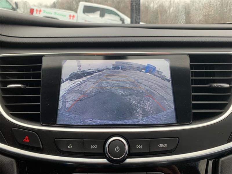 buick LaCrosse 2019 - 24