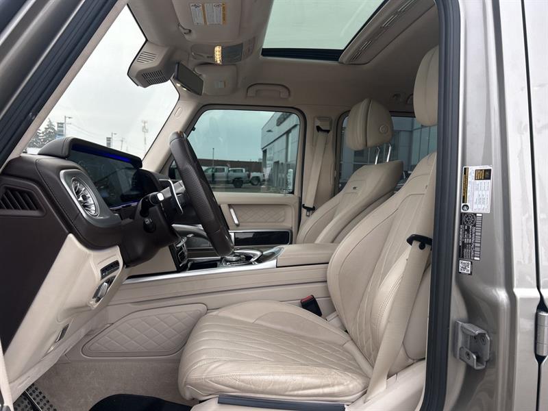 mercedes-benz G-Class 2022 - 10