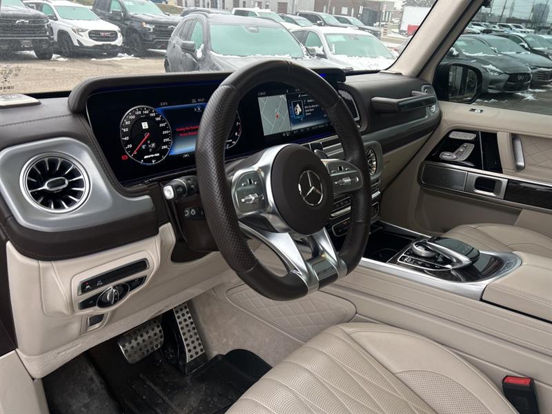 mercedes-benz G-Class 2022 - 11