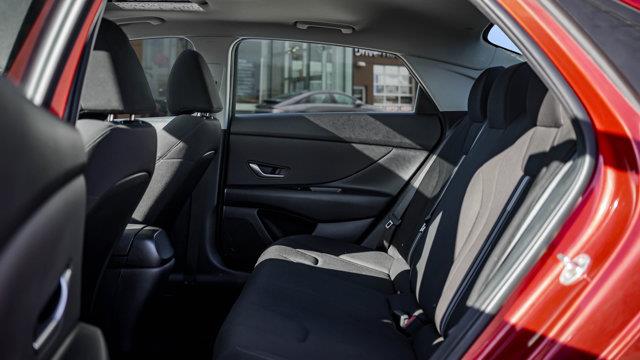 hyundai Elantra 2022 - 11