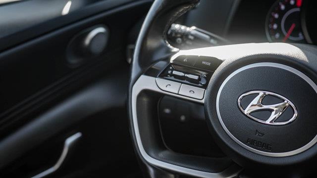 hyundai Elantra 2022 - 17