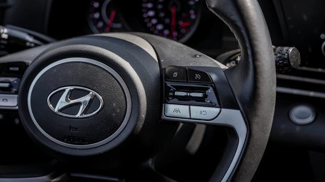 hyundai Elantra 2023 - 17