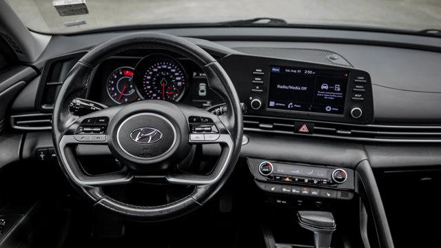 hyundai Elantra 2022 - 13