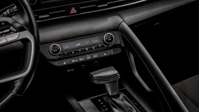 hyundai Elantra 2022 - 19