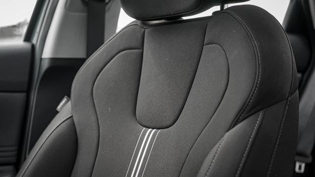 hyundai Elantra 2022 - 25