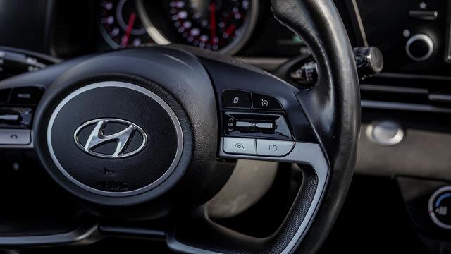 hyundai Elantra 2023 - 17