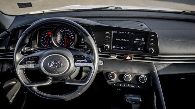 hyundai Elantra 2023 - 12