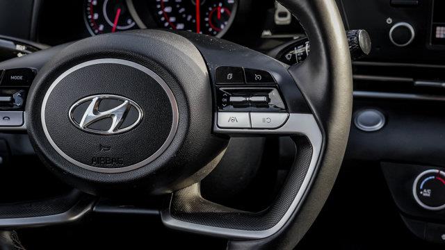 hyundai Elantra 2023 - 17