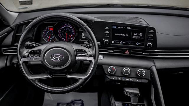 hyundai Elantra 2023 - 12