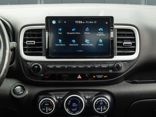 hyundai Venue 2022 - 24