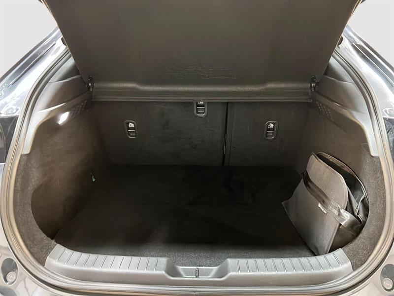 mazda MX-30 2023 - 12