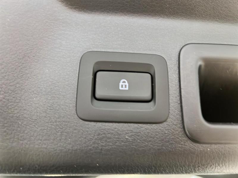 mazda MX-30 2023 - 13