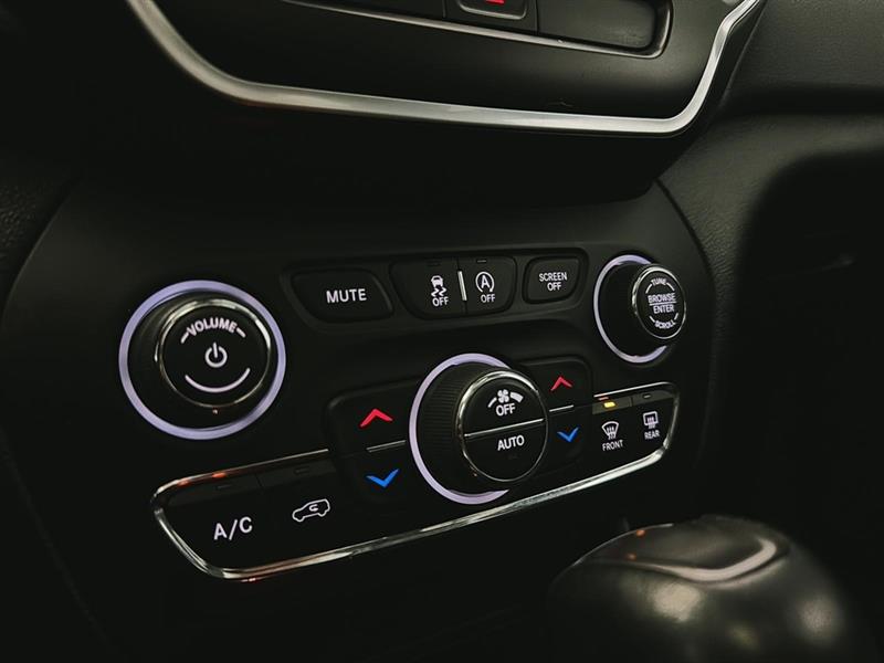 jeep Cherokee 2022 - 36