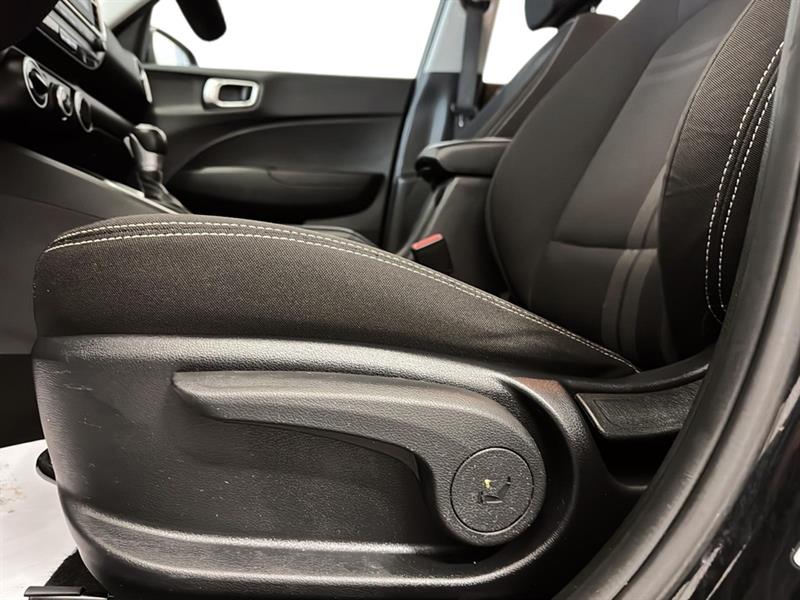 hyundai Venue 2023 - 18