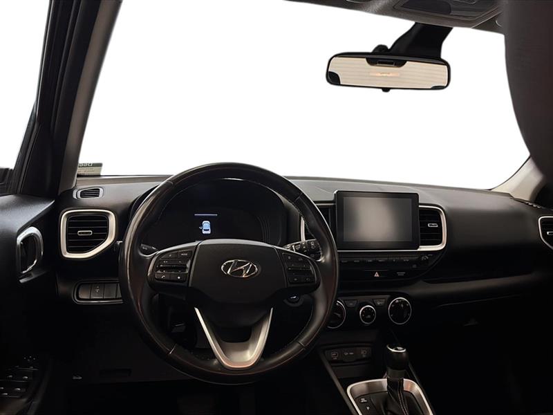 hyundai Venue 2023 - 24