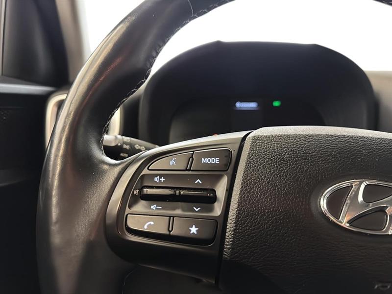 hyundai Venue 2023 - 26