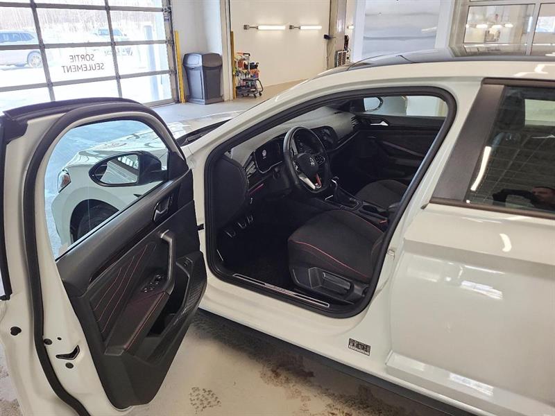 volkswagen Jetta GLI 2024 - 8