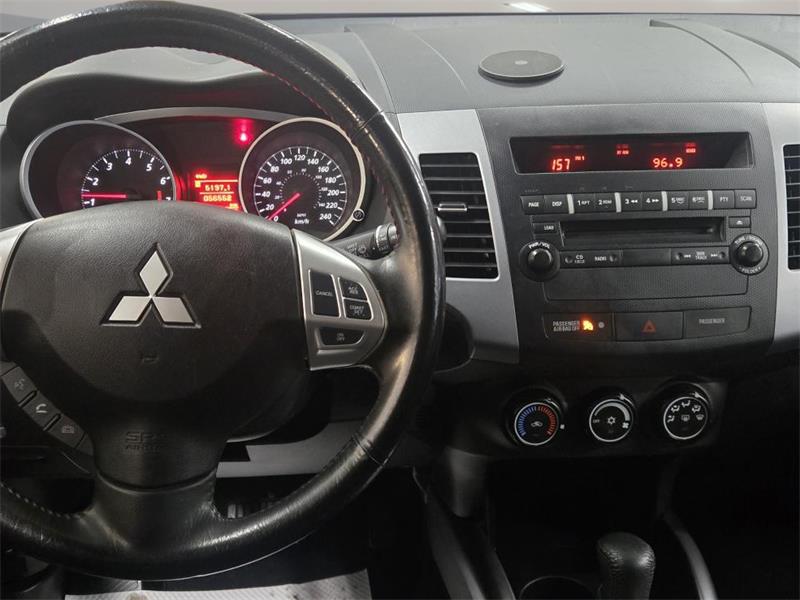 mitsubishi Outlander 2011 - 11
