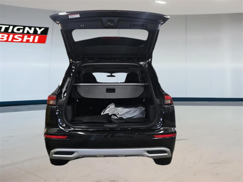 mitsubishi Outlander 2022 - 10