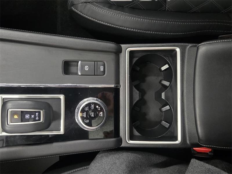 mitsubishi Outlander 2022 - 21