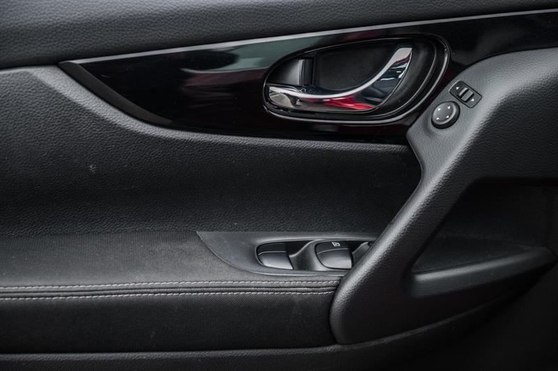 nissan Qashqai 2018 - 12