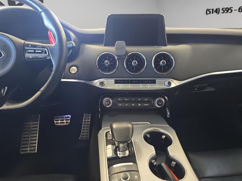 kia Stinger 2021 - 16