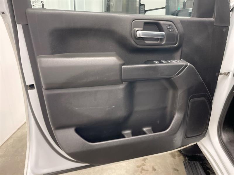 chevrolet Silverado 2500 2023 - 12