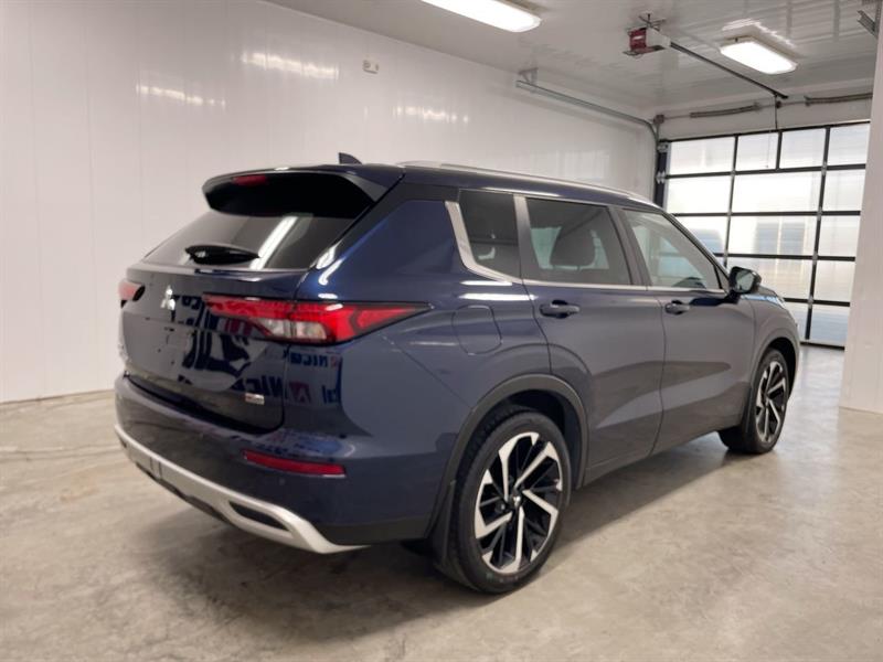 mitsubishi Outlander 2022 - 8