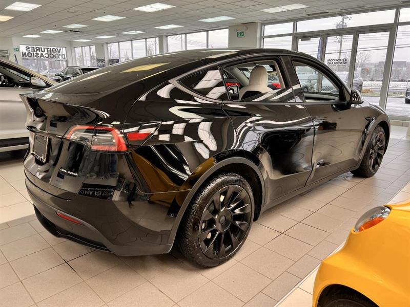 tesla Model Y 2022 - 7