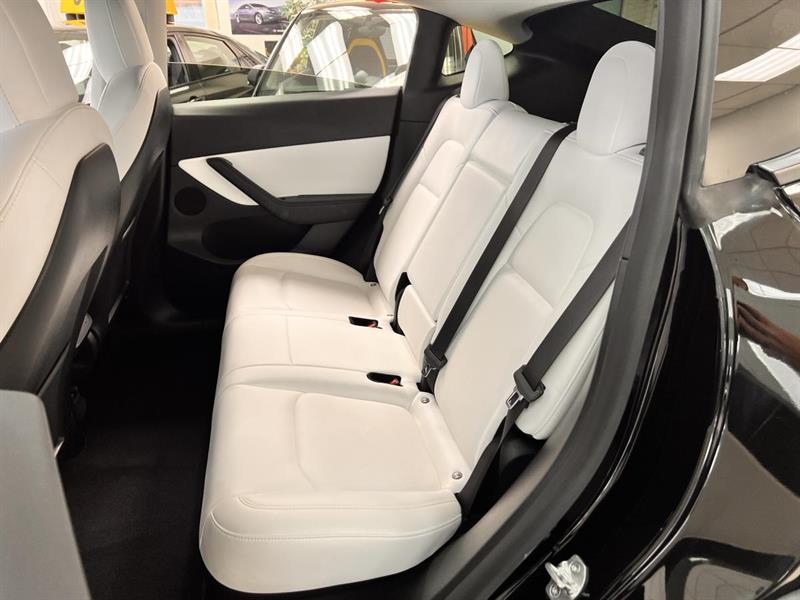 tesla Model Y 2022 - 11