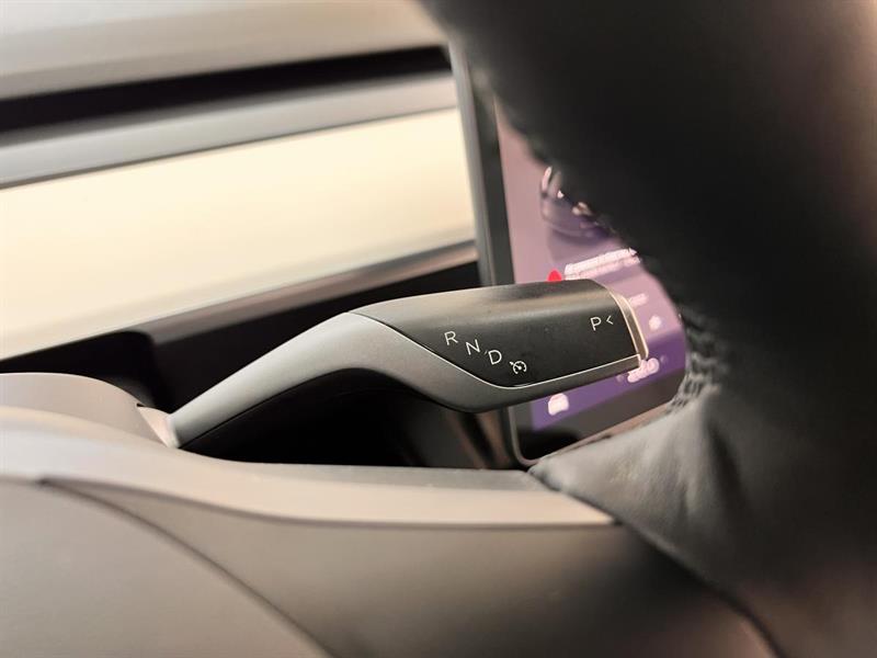 tesla Model Y 2022 - 27