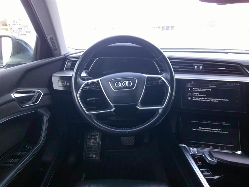audi e-tron 2019 - 12