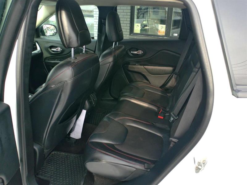 jeep Cherokee 2016 - 11