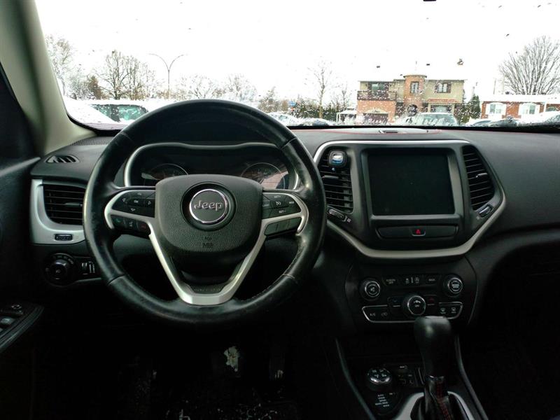 jeep Cherokee 2016 - 12