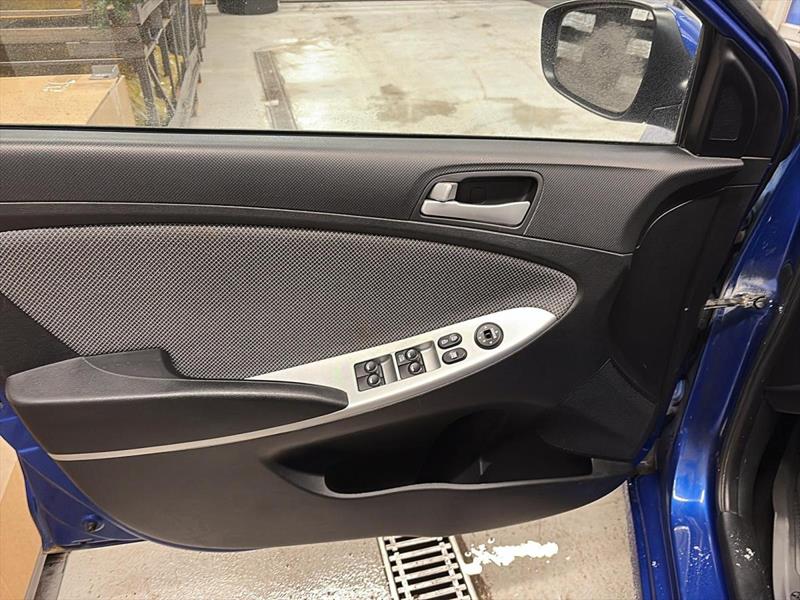 hyundai Accent 2013 - 11