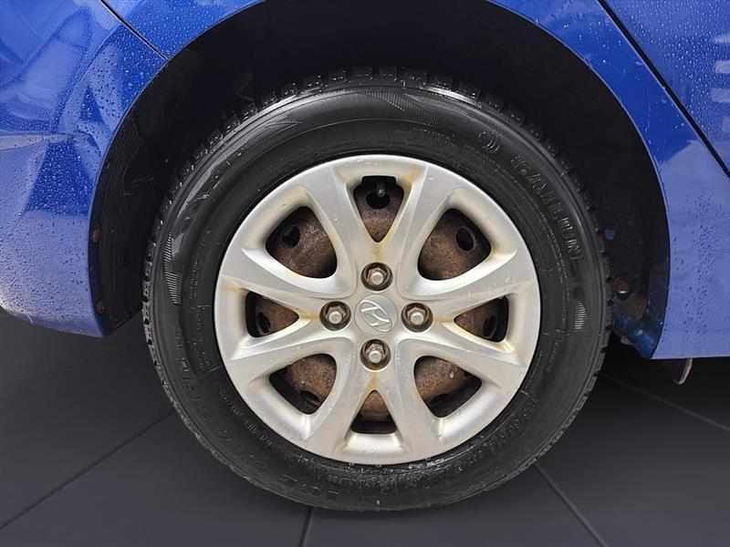 hyundai Accent 2013 - 23