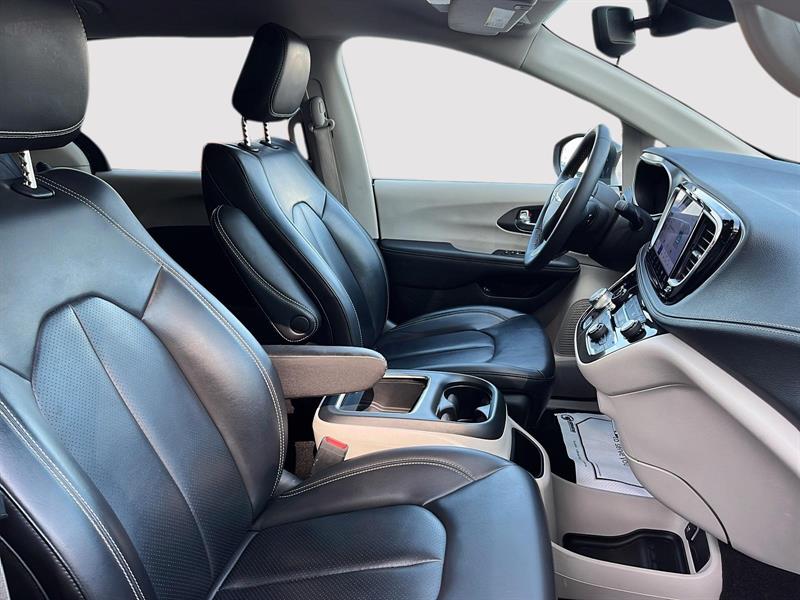 chrysler Pacifica 2023 - 15