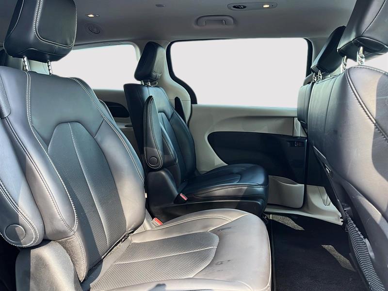 chrysler Pacifica 2023 - 16