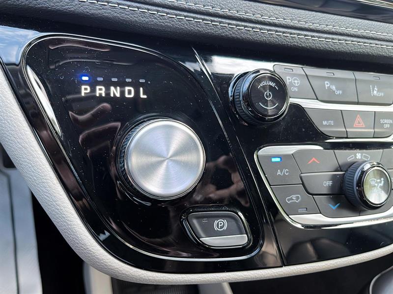 chrysler Pacifica 2023 - 23