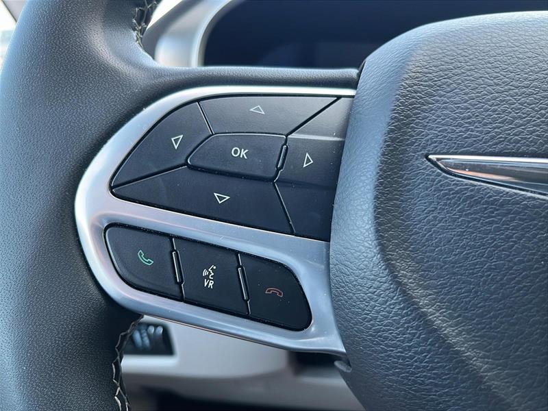 chrysler Pacifica 2023 - 29