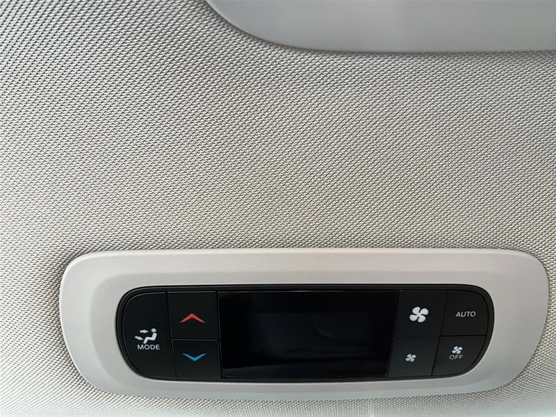 chrysler Pacifica 2023 - 31