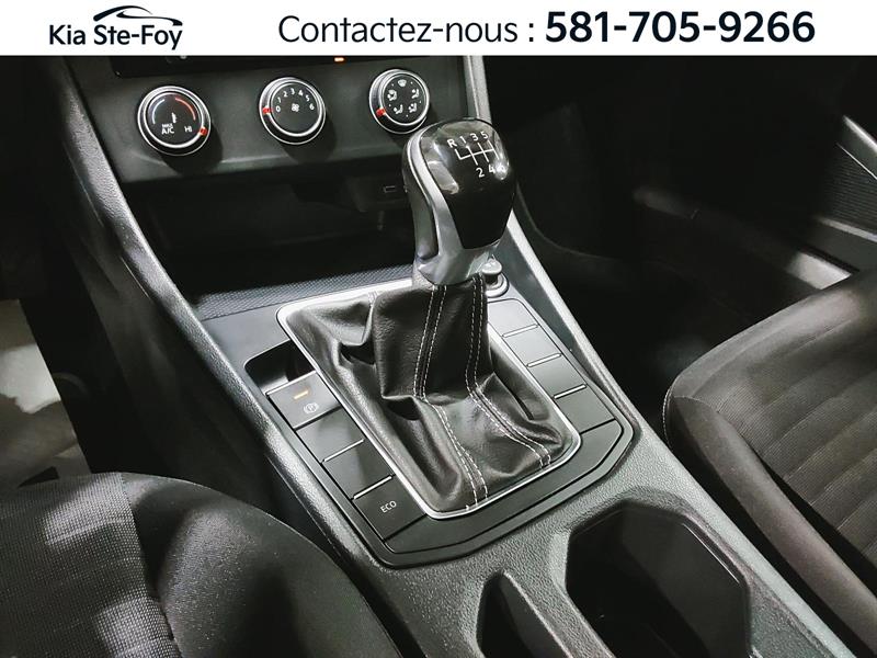 volkswagen Jetta 2023 - 17