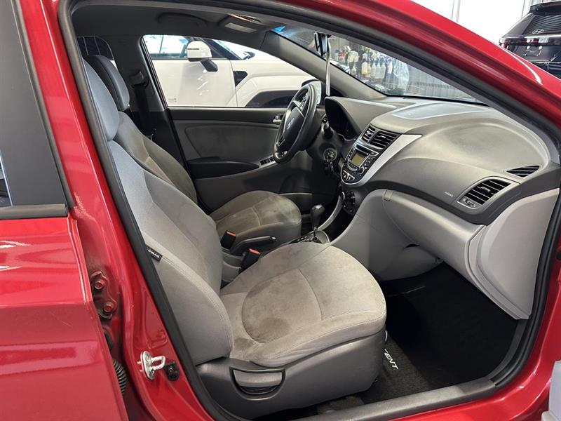 hyundai Accent 2013 - 12
