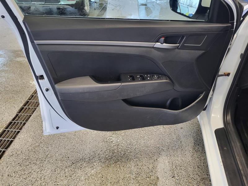 hyundai Elantra 2017 - 11